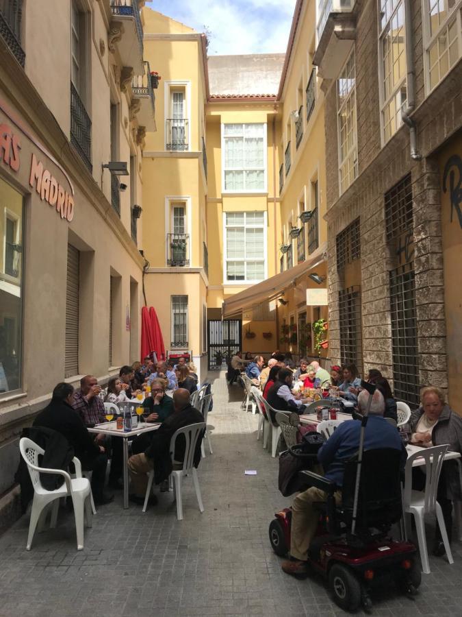 Atico De Lujo En El Centro Historico Lägenhet Málaga Exteriör bild